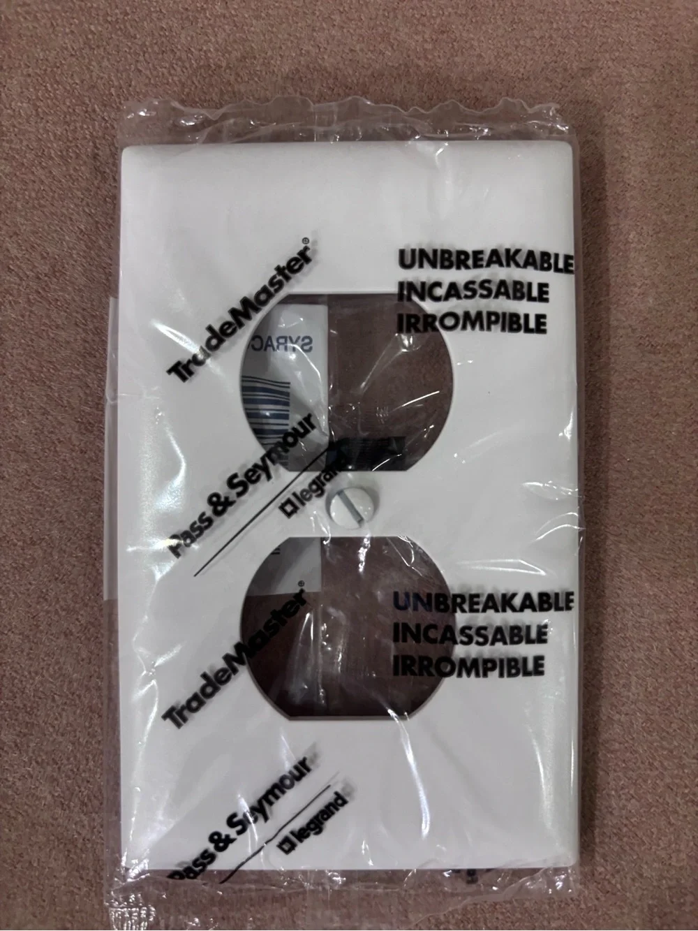 New White Dual Outlet Wall Plate Cover - Pack of 14